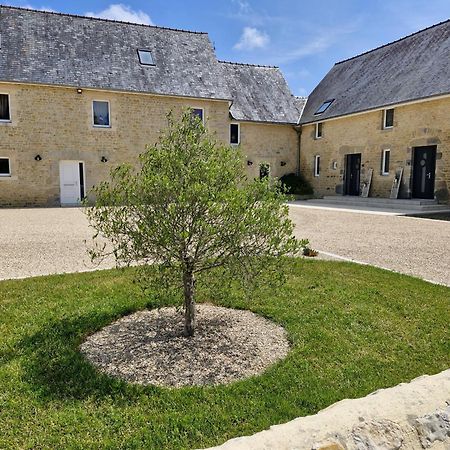 Les Gites Du Val Mandeville-en-Bessin Exterior foto