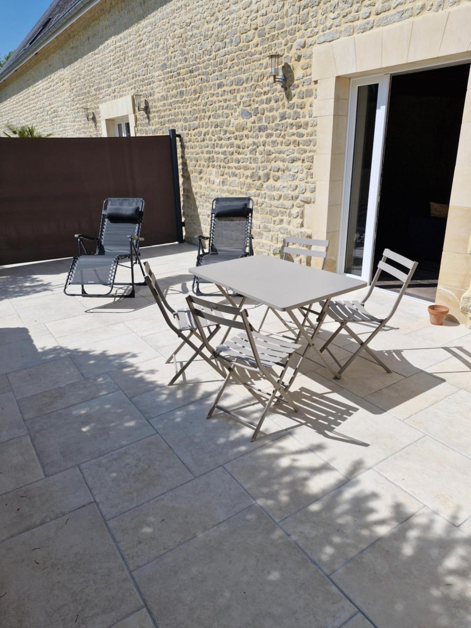 Les Gites Du Val Mandeville-en-Bessin Habitación foto
