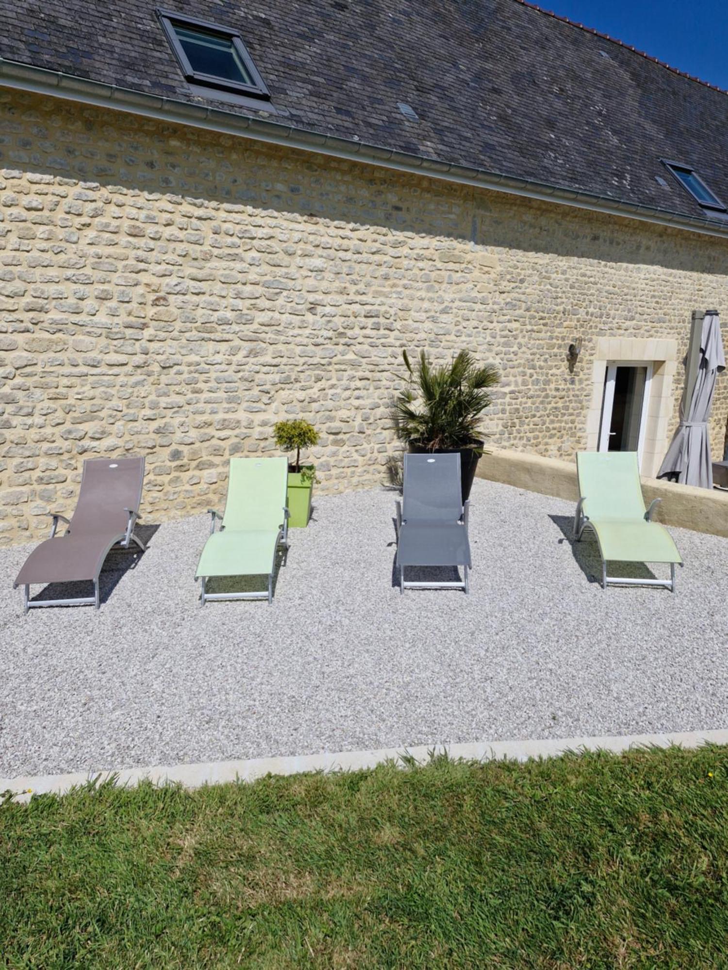 Les Gites Du Val Mandeville-en-Bessin Habitación foto