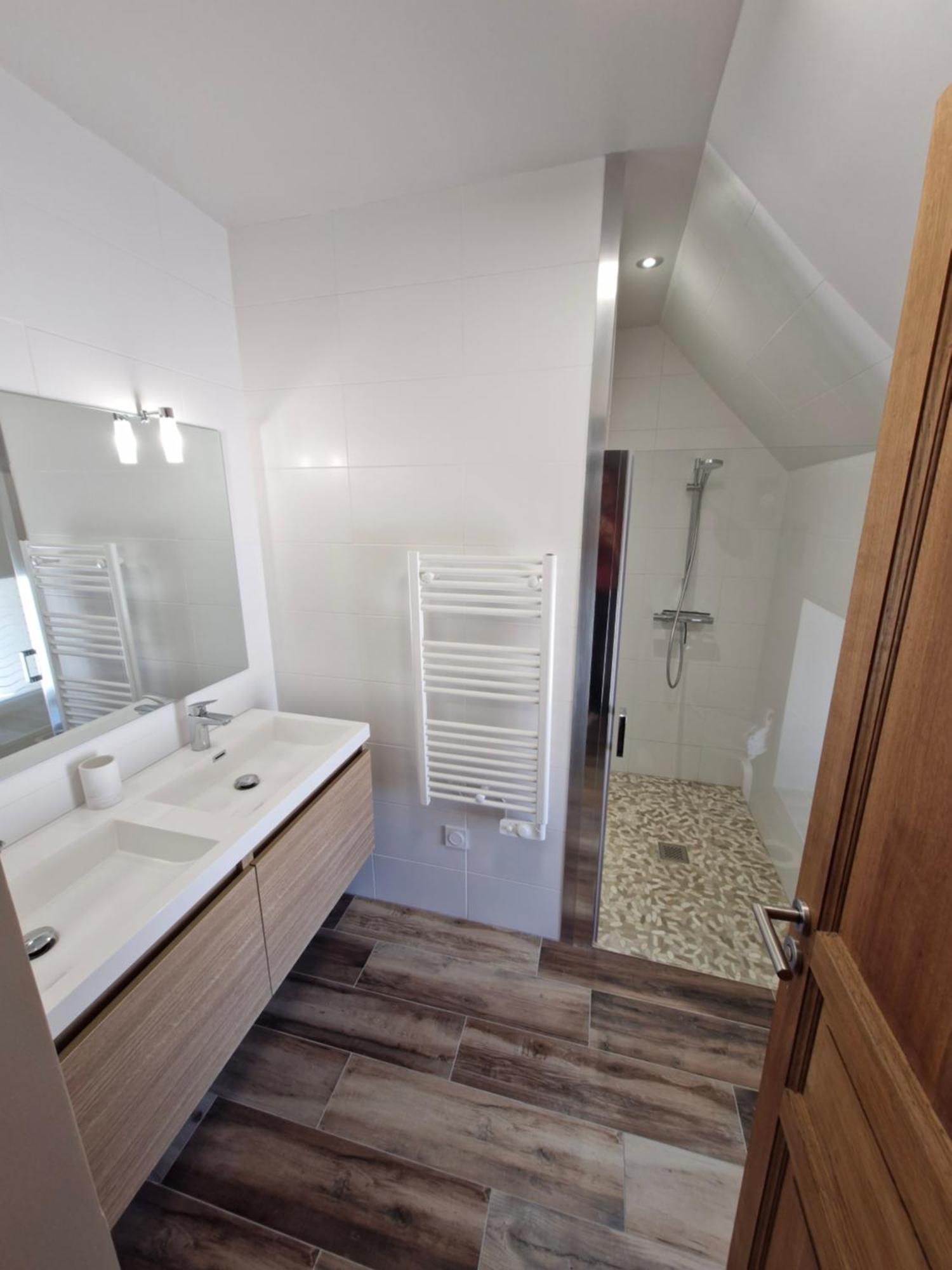 Les Gites Du Val Mandeville-en-Bessin Habitación foto